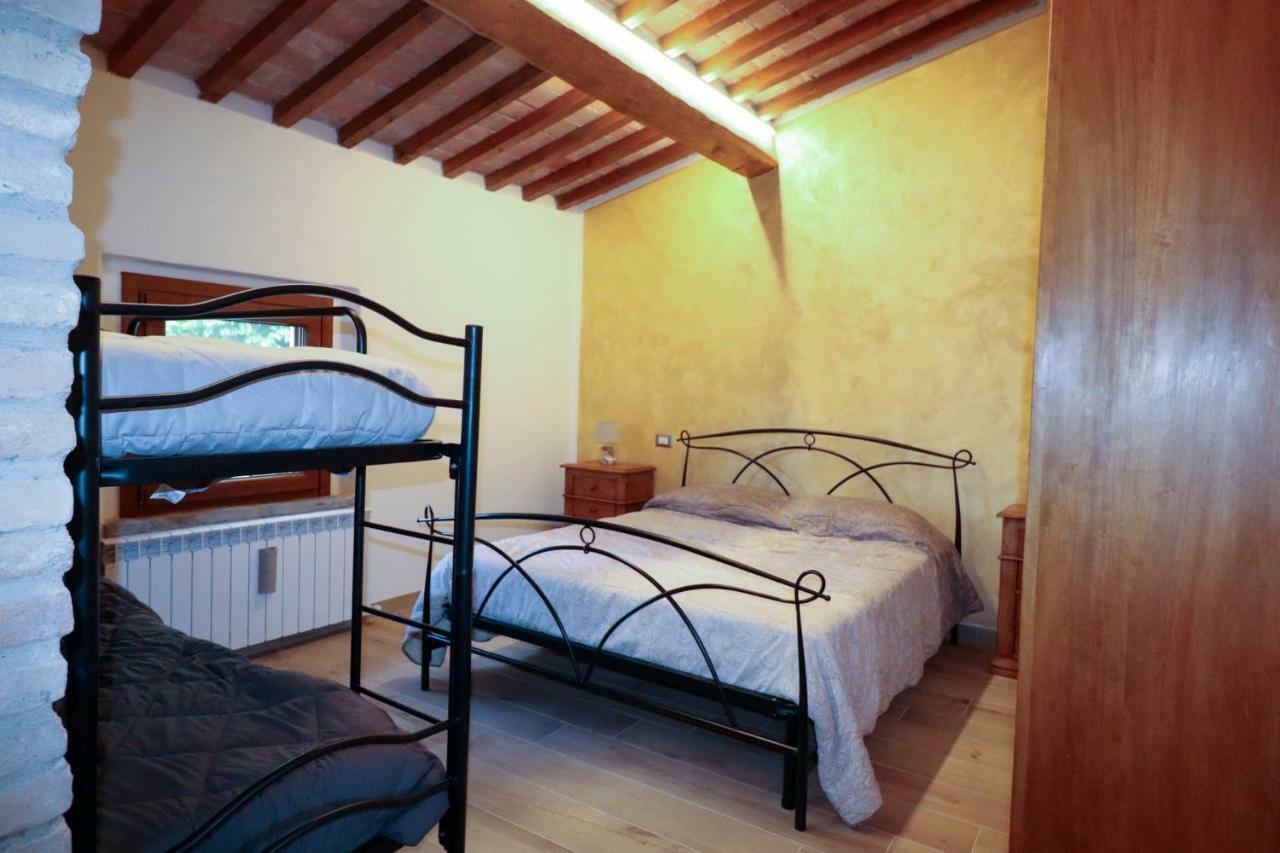 Agriturismo La Tana Città di Castello Exterior photo